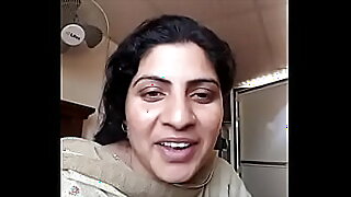 pakistani aunty dealings